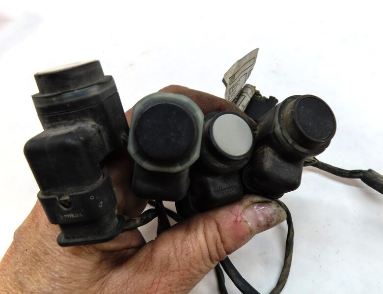 Thumbnail 6: 2012 BMW X5 (E70) REAR PARK ASSIST PDC SENSOR SET4 (WHITE) & WIRE HARNESS