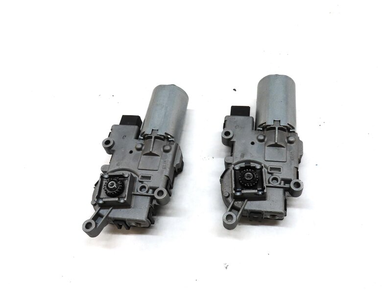 Thumbnail 4: 04-13 BMW X5 (E53 E70) 04-11 X3 (F25) PANORAMIC GLASS SUNROOF SUN ROOF MOTOR SET