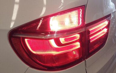Thumbnail 2: 11-13 BMW X5 X5M (E70) LEFT DRIVER INNER TAILLIGHT LIGHT LAMP (INCANDESCENT)