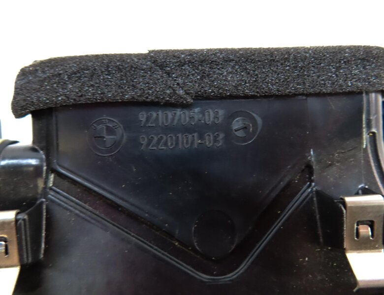 Thumbnail 6: 2012 BMW X5 E70 FRONT DASH CENTER HVAC A/C HEATER BLACK AIR VENT & HAZARD SWITCH