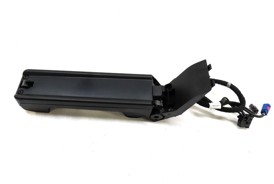 Thumbnail 6: 2012 BMW X5 E70 FRONT CENTER CONSOLE SNAP IN CELL PHONE CHARGE CRADLE & HARNESS
