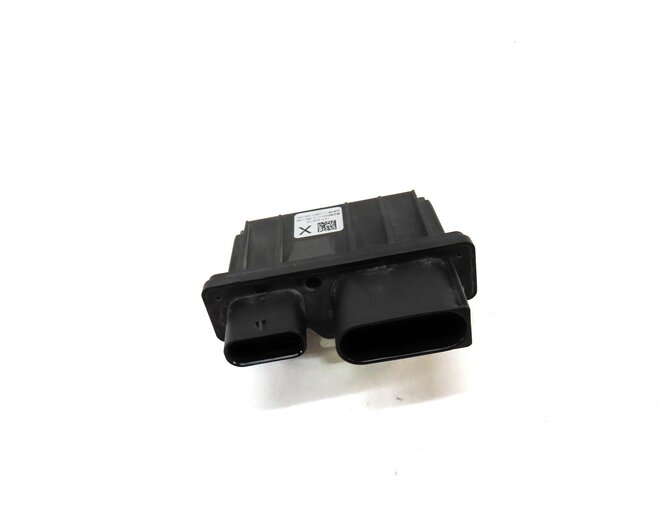 Thumbnail 3: 2012 BMW X5 (E70) DIESEL EMISSIONS FLUID DEF SCR FLUID TANK PROCESSING MODULE