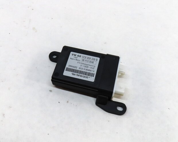 Thumbnail 1: 2013 AUDI A6 (C7) FRONT RIGHT PASSENGER BODY WEIGHT SENSOR MODULE 5C6959339B