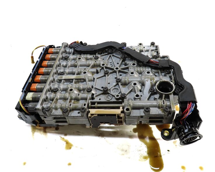 Thumbnail 5: 2013-2015 AUDI A6 A7 (C7 4G8) 3.0L AWD QUATTRO - TRANSMISSION VALVE BODY