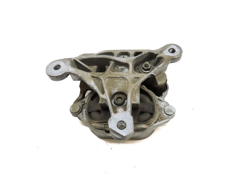 Thumbnail 2: 2013 AUDI A6 (C7) 3.0L SUPER CTUA ENGINE AUTO AWD TRANSMISSION MOUNT BRACKET