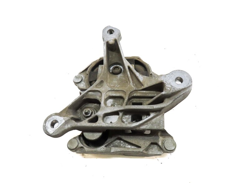Thumbnail 4: 2013 AUDI A6 (C7) 3.0L SUPER CTUA ENGINE AUTO AWD TRANSMISSION MOUNT BRACKET