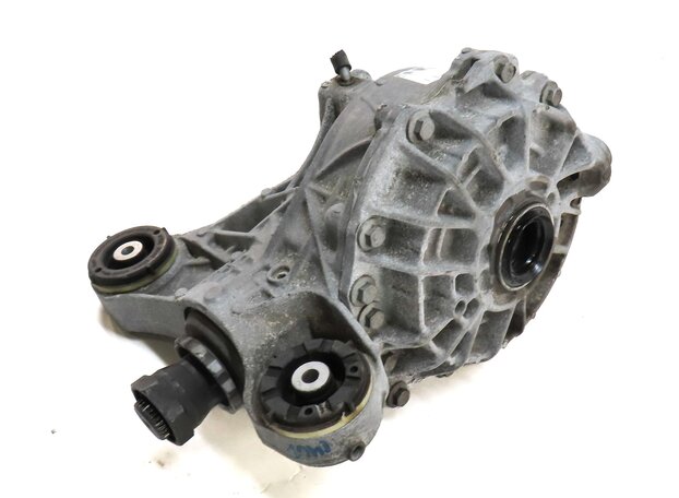 Thumbnail 2: 2013-2016 RANGE ROVER (L405) 5.0L SUPERCHARGED - REAR DIFFERENTIAL (3.31 RATIO)