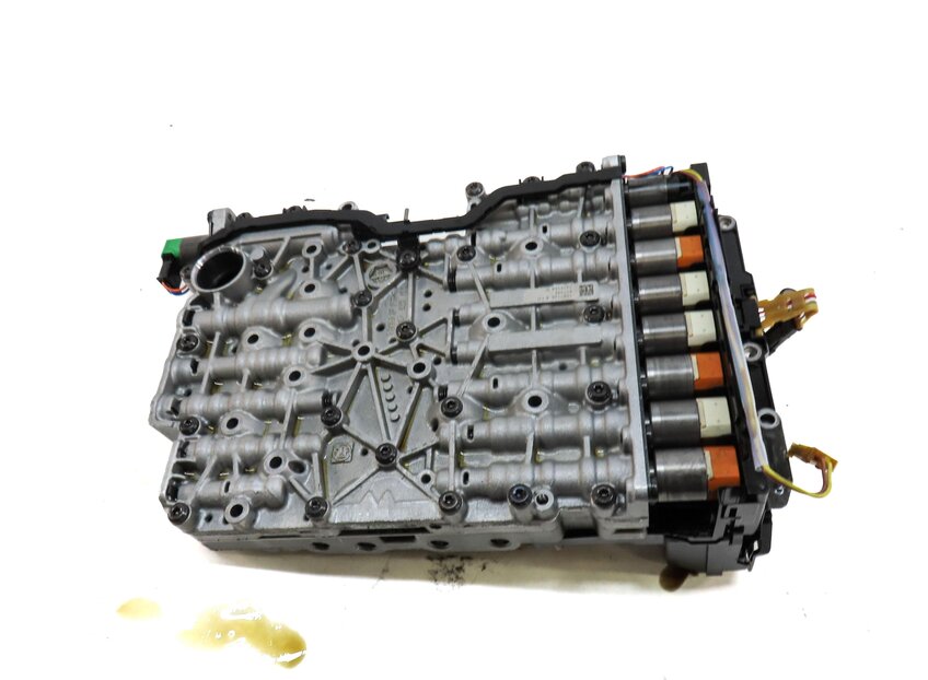 Thumbnail 2: 2013-2016 RANGE ROVER SPORT (L494) SUPERCHARGED - VALVE BODY (AUTO START STOP)