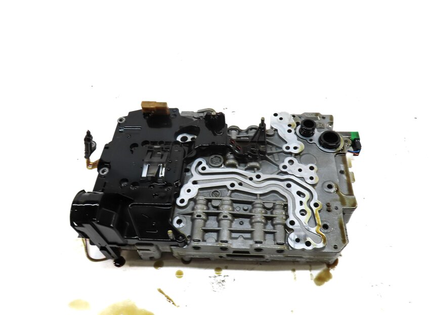 Thumbnail 5: 2013-2016 RANGE ROVER SPORT (L494) SUPERCHARGED - VALVE BODY (AUTO START STOP)