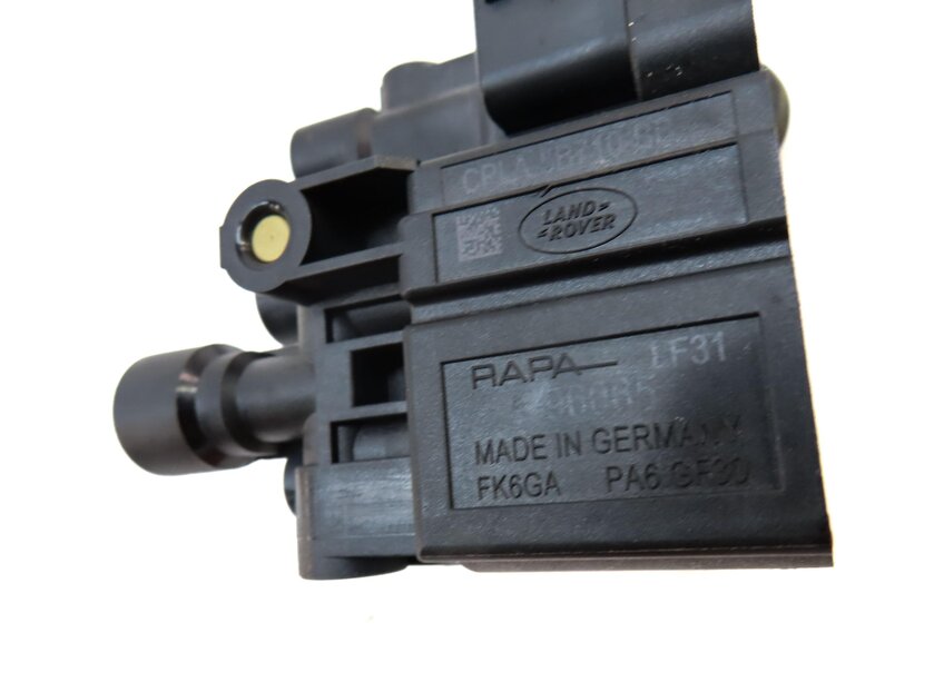 Thumbnail 7: 2014 LAND RANGE ROVER (L405) REAR AIR SUSPENSION TRANSFER RELIEF VALVE BLOCK