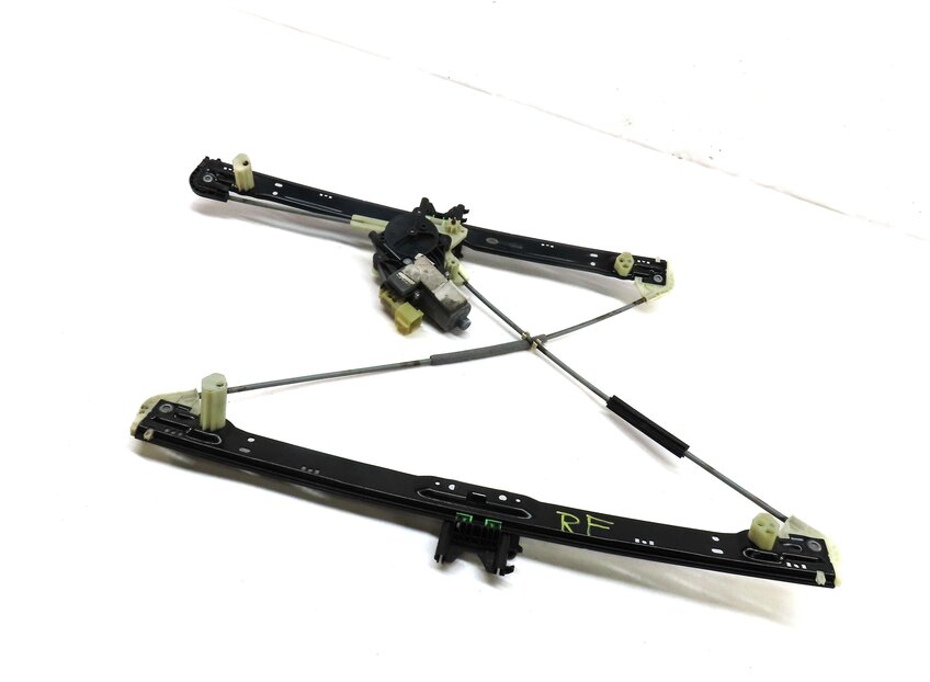 13-19 RANGE ROVER (L405) RIGHT FRONT PASSENGER DOOR WINDOW REGULATOR w/ MOTOR