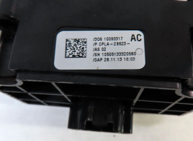 Thumbnail 6: 2014 LAND RANGE ROVER (L405) EMERGENCY HILL PARKING E-BRAKE SWITCH BUTTON