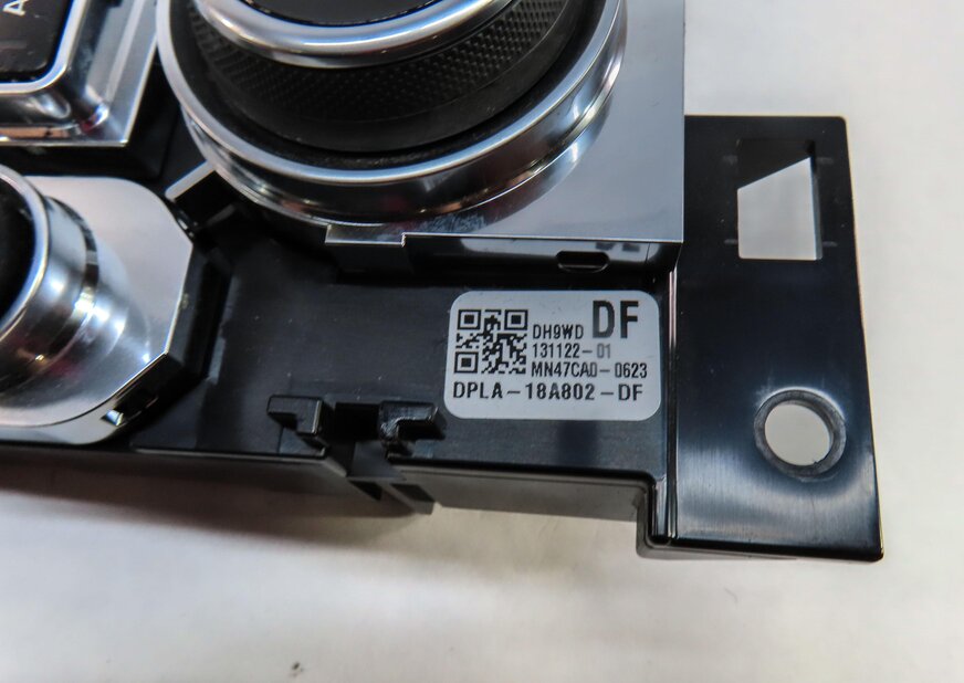 Thumbnail 7: 14-15 RANGE ROVER SPORT (L405 L494) FRONT HEATER A/C TEMPERATURE RADIO CONTROL