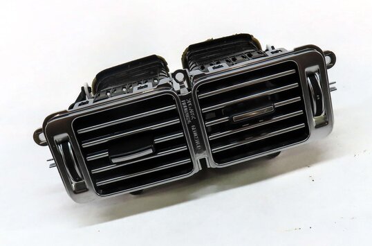 Thumbnail 3: 2014 LAND RANGE ROVER (L405) REAR CENTER CONSOLE A/C HEATER AIR VENT (SILVER)