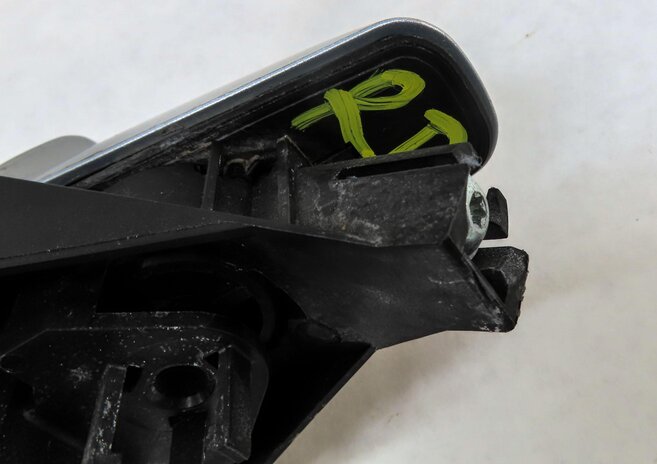 Thumbnail 6: 12-17 RANGE ROVER SPORT EVOQUE (L405 L494) RIGHT REAR PASSIVE DOOR HANDLE SILVER
