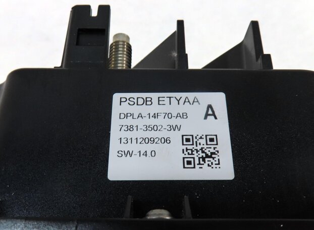 Thumbnail 5: 2014 LAND RANGE ROVER L405 ENGINE IGNITION START STOP POWER DISTRIBUTION MODULE
