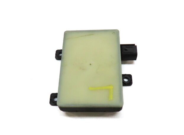 Thumbnail 5: 2014 LAND RANGE ROVER (L405) REAR LEFT BLIND SPOT RADAR MODULE DPLA14D455AJ