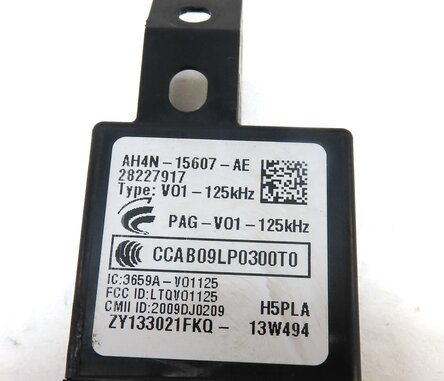 Thumbnail 4: 2014 LAND RANGE ROVER (L405) KEYLESS ENTRY ANTENNA SENSOR CONTROL MODULE