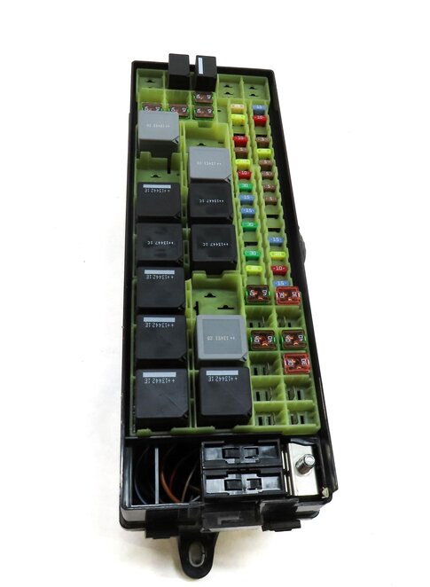 Thumbnail 4: 13-18 RANGE ROVER (L405) 5.0L AJ133 / 5.0L AJ133 SUPERCHARGED ENGINE FUSE BOX