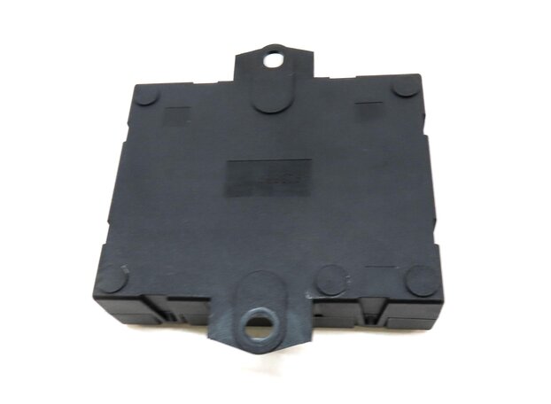 Thumbnail 5: 2014-2015 RANGE ROVER (L405) REAR LOWER TRUNK LIFT LIFTGATE CONTROL MODULE