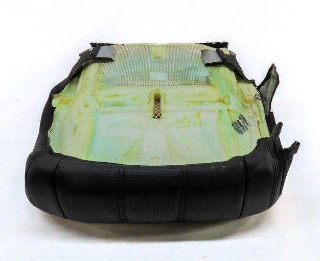 Thumbnail 5: 2014 LAND RANGE ROVER (L405) FRONT RIGHT LOWER HEATED SEAT CUSHION (EBONY BLACK)