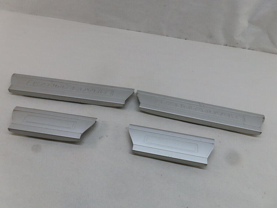 2014 LAND RANGE ROVER (L405) FRONT & REAR DOOR SILL SCUFF PLATE SET 4 (SILVER)