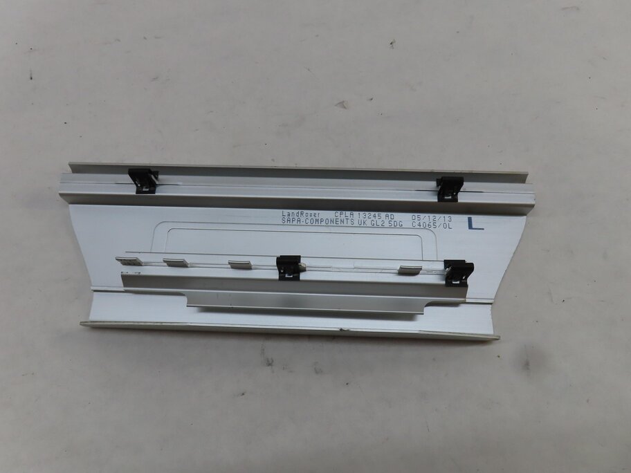 Thumbnail 12: 2014 LAND RANGE ROVER (L405) FRONT & REAR DOOR SILL SCUFF PLATE SET 4 (SILVER)