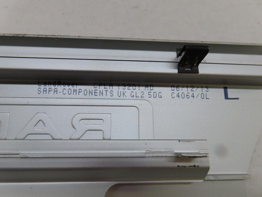 Thumbnail 15: 2014 LAND RANGE ROVER (L405) FRONT & REAR DOOR SILL SCUFF PLATE SET 4 (SILVER)