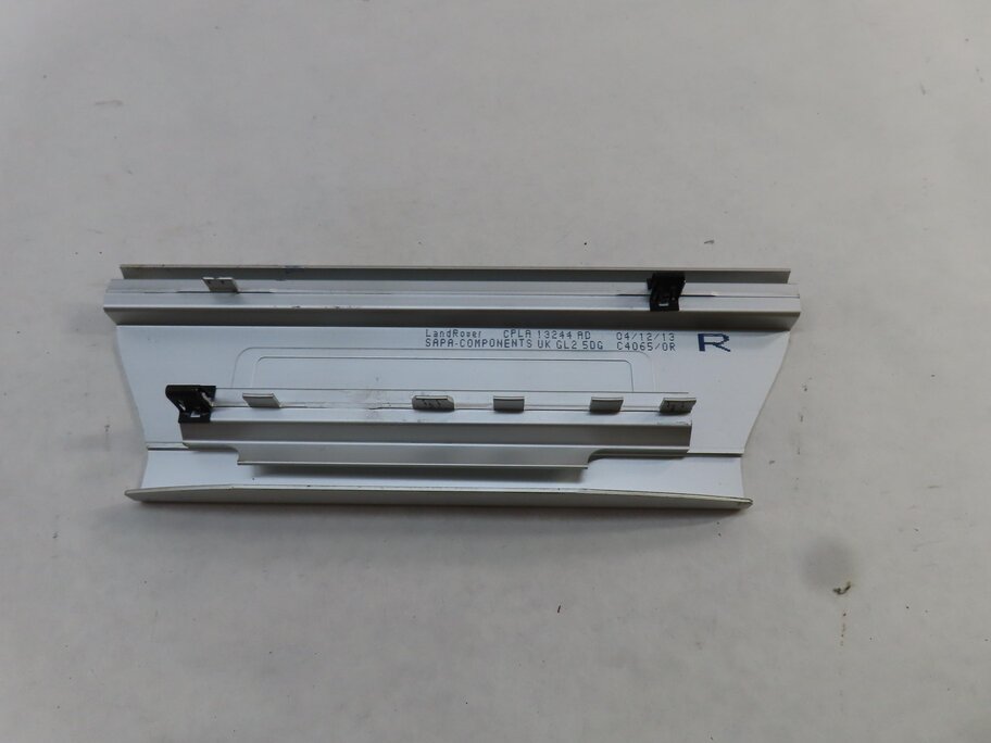 Thumbnail 8: 2014 LAND RANGE ROVER (L405) FRONT & REAR DOOR SILL SCUFF PLATE SET 4 (SILVER)