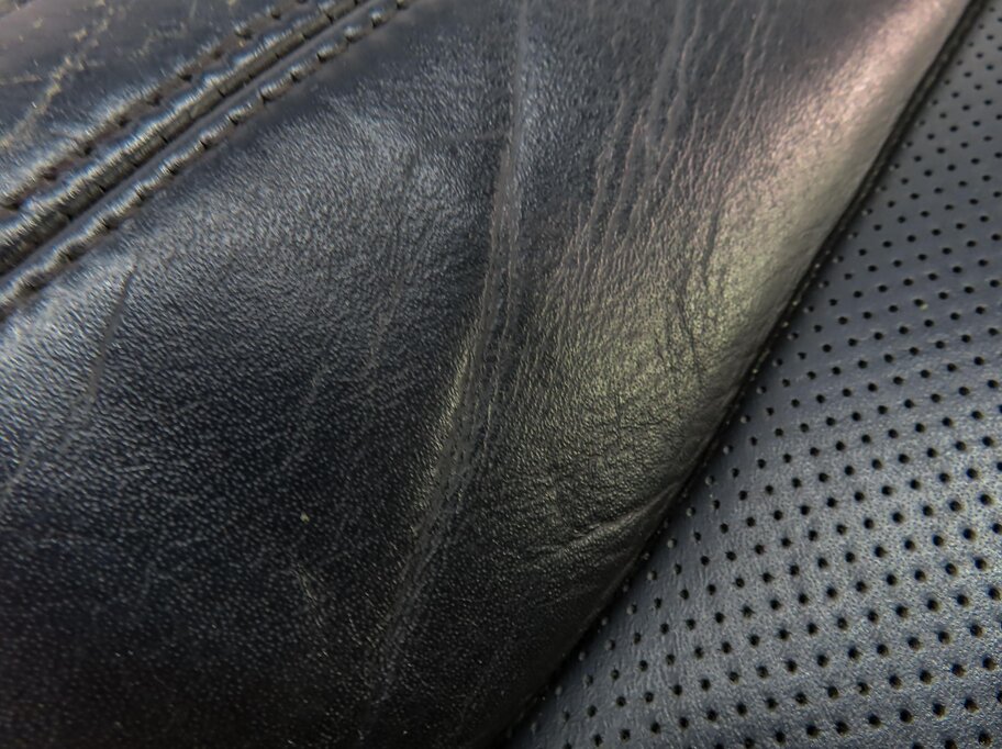 Thumbnail 9: 2014 LAND RANGE ROVER (L405) FRONT LEFT DRIVER LOWER HEATED SEAT CUSHION (BLACK)