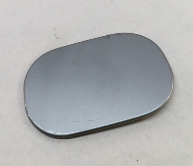 Thumbnail 3: 2013-2021 RANGE ROVER (L405) FUEL TANK DOOR LID COVER TRIM (INDUS SILVER 863)