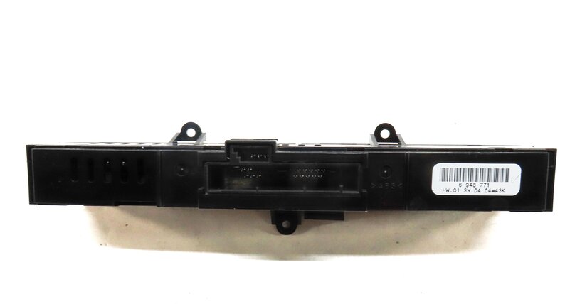 Thumbnail 4: 2005 BMW Z4 CONVERTIBLE (E85) HEATED SEAT CONVERTIBLE TOP CONTROL BUTTON PANEL