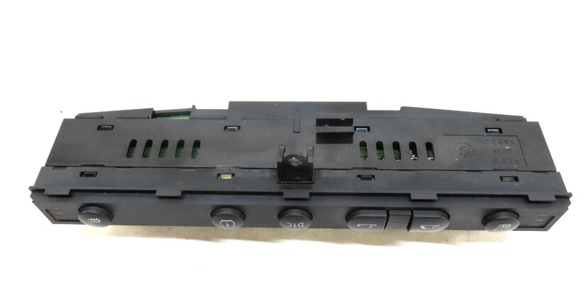 Thumbnail 5: 2005 BMW Z4 CONVERTIBLE (E85) HEATED SEAT CONVERTIBLE TOP CONTROL BUTTON PANEL