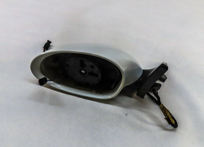 03-08 BMW Z4 E85 LEFT DRIVER HEATED AUTODIM DOOR MIRROR ALPINE WHITE (NO GLASS)