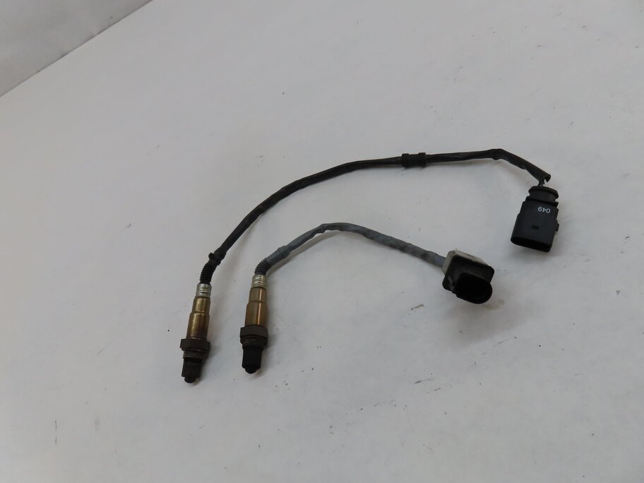 Thumbnail 3: 2012 AUDI Q5 (B8 8R) 2.0L TURBO CAEB ENGINE O2 OXYGEN SENSOR SET 2 07L906262