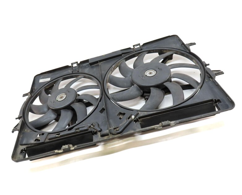Thumbnail 3: 09-17 AUDI A4 A5 Q5 S4 (B8 8T 8R) 2.0L 3.0L 3.2L RADIATOR COOLING FAN w/ SHROUD
