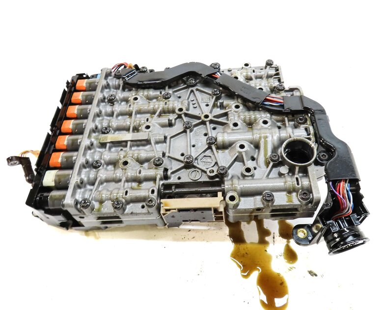Thumbnail 5: 11-12 AUDI Q5 (B8 8R) 2.0L TURBO 8 SPEED AUTO AUTOMATIC TRANSMISSION VALVE BODY