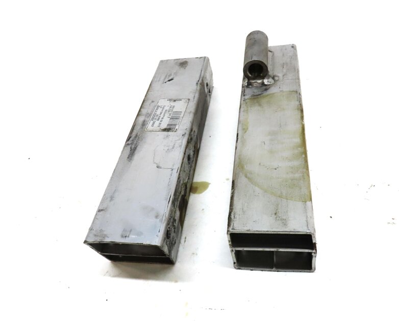 Thumbnail 2: 09-17 AUDI Q5 SQ5 (B8 8R) REAR LEFT & RIGHT BUMPER REINFORCEMENT BRACKET SET 2