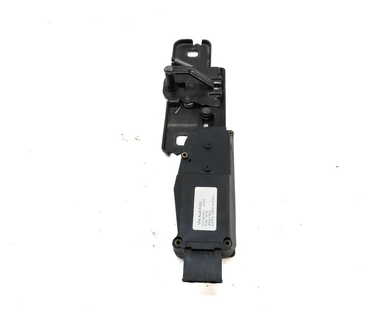 Thumbnail 4: 2012 AUDI Q5 (B8 8R) REAR HATCH TRUNK STRIKER PLATE w/ ACTUATOR 4F9827383E