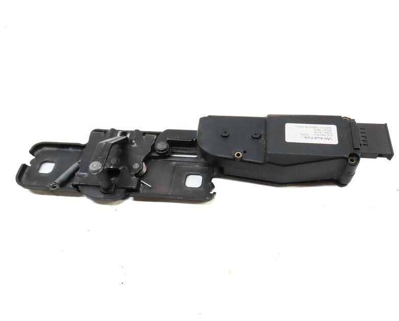 Thumbnail 5: 2012 AUDI Q5 (B8 8R) REAR HATCH TRUNK STRIKER PLATE w/ ACTUATOR 4F9827383E