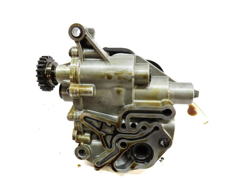 Thumbnail 5: 2012 AUDI Q5 (B8 8R) 2.0L TURBO CAEB ENGINE OIL PUMP 06H115105BF