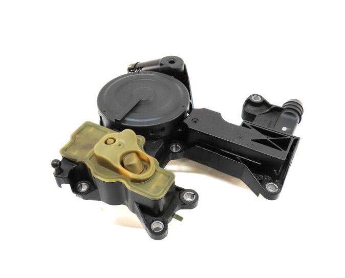 Thumbnail 4: 2012 AUDI Q5 (B8 8R) 2.0L TURBO CAEB ENGINE PCV VALVE 06H103495J