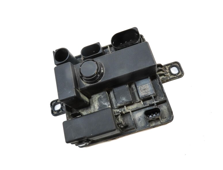 Thumbnail 3: 2013 BMW 535i (F10) INTEGRATED POWER SUPPLY CONTROL MODULE 12637591534