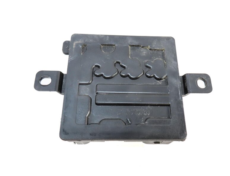 Thumbnail 4: 2013 BMW 535i (F10) INTEGRATED POWER SUPPLY CONTROL MODULE 12637591534