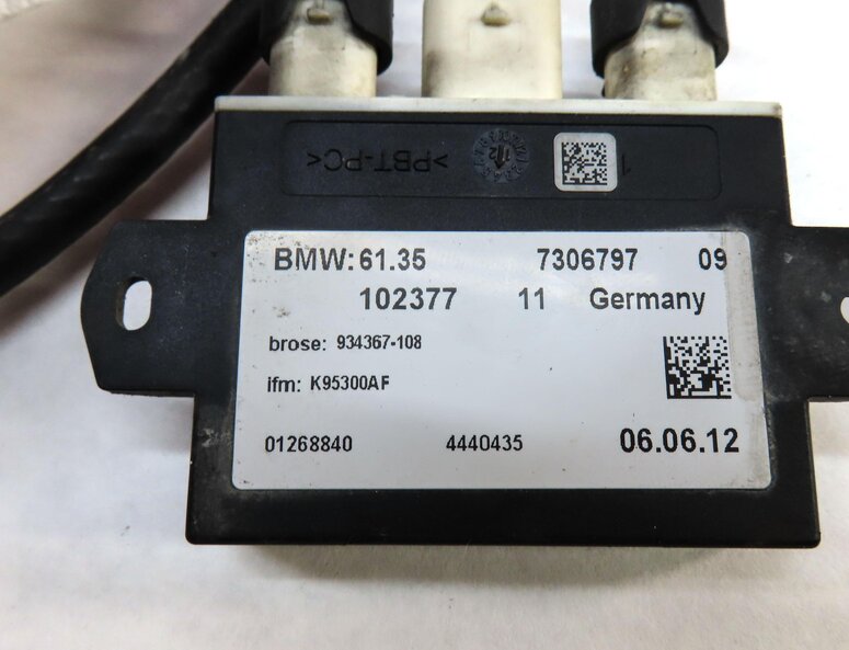 Thumbnail 7: 12-17 BMW 3 4 5 7 X3 X6 (F01 F10 F30) TRUNK KICK PAD SENSOR SMART OPENER MODULE