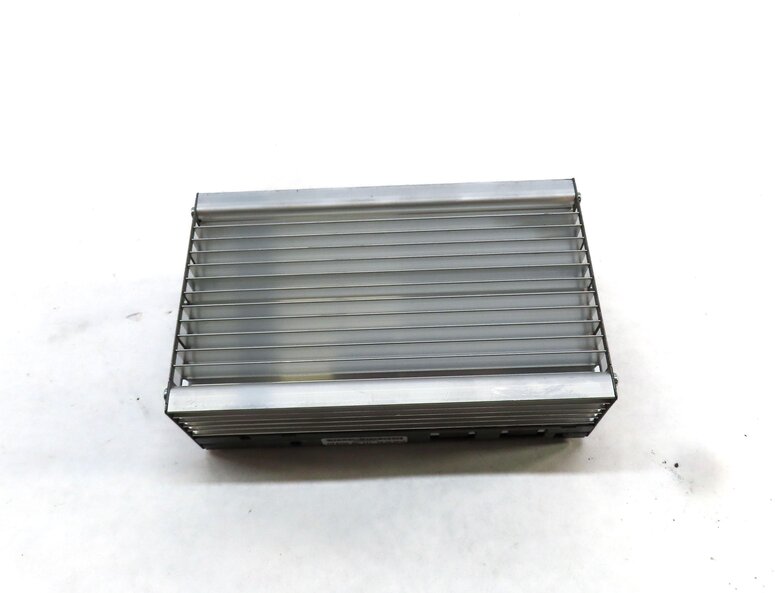 Thumbnail 2: 11-13 BMW 528i 535i 550i (F10) RADIO STEREO AUDIO AMP AMPLIFIER (HARMAN BECKER)