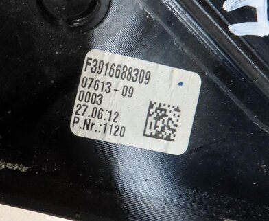 Thumbnail 6: 2013 BMW 535i (F10) FRONT LEFT DRIVER DASH HVAC A/C HEATER AIR VENT (BLACK)