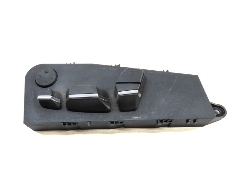 Thumbnail 2: 2013 BMW 535i (F10) FRONT LEFT DRIVER SEAT ADJUST SWITCH w/ LUMBAR (BLACK)