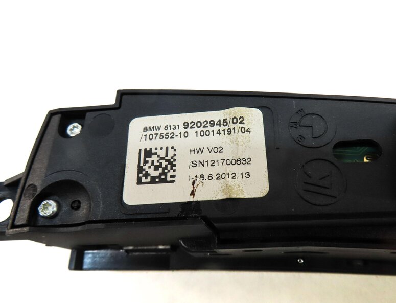 Thumbnail 7: 2013 BMW 535i (F10) CENTER CONSOLE PDC TRACTION CONTROL SWITCH BUTTON PANEL