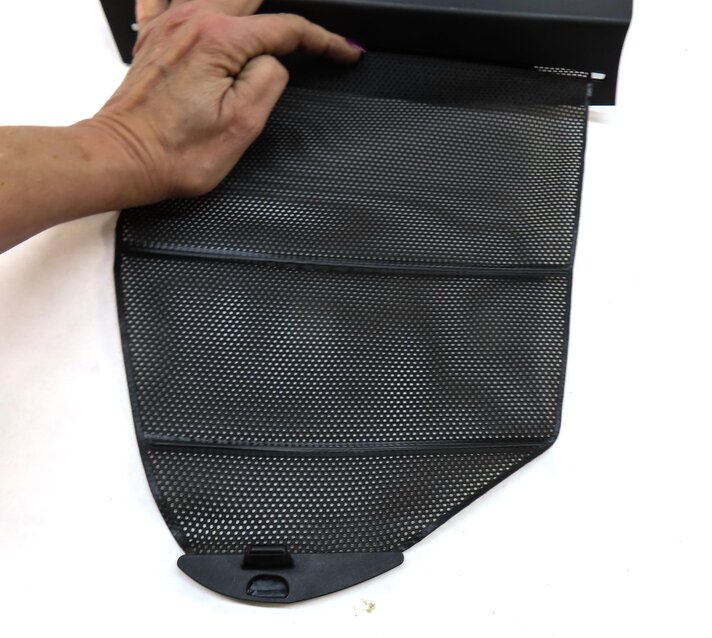 Thumbnail 6: 11-16 BMW 528i 535i 550i M5 ///M (F10) LEFT REAR DOOR VENT WINDOW PRIVACY SHADE